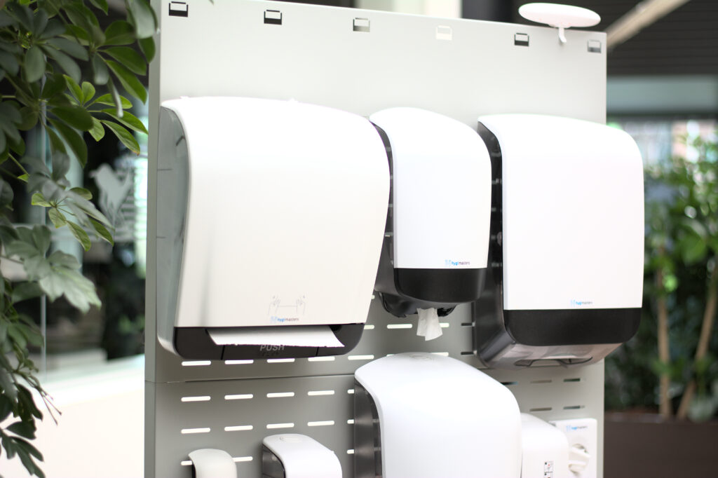 Hygi Masters biedt een compleet gamma dispensers en producten ter ondersteuning van de sanitaire hygiëne in uw gebouwen.